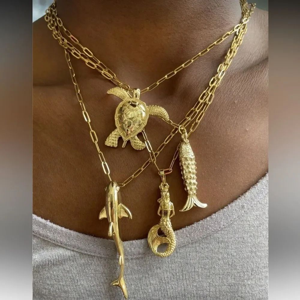 Gold mermaid Charm Necklace M706